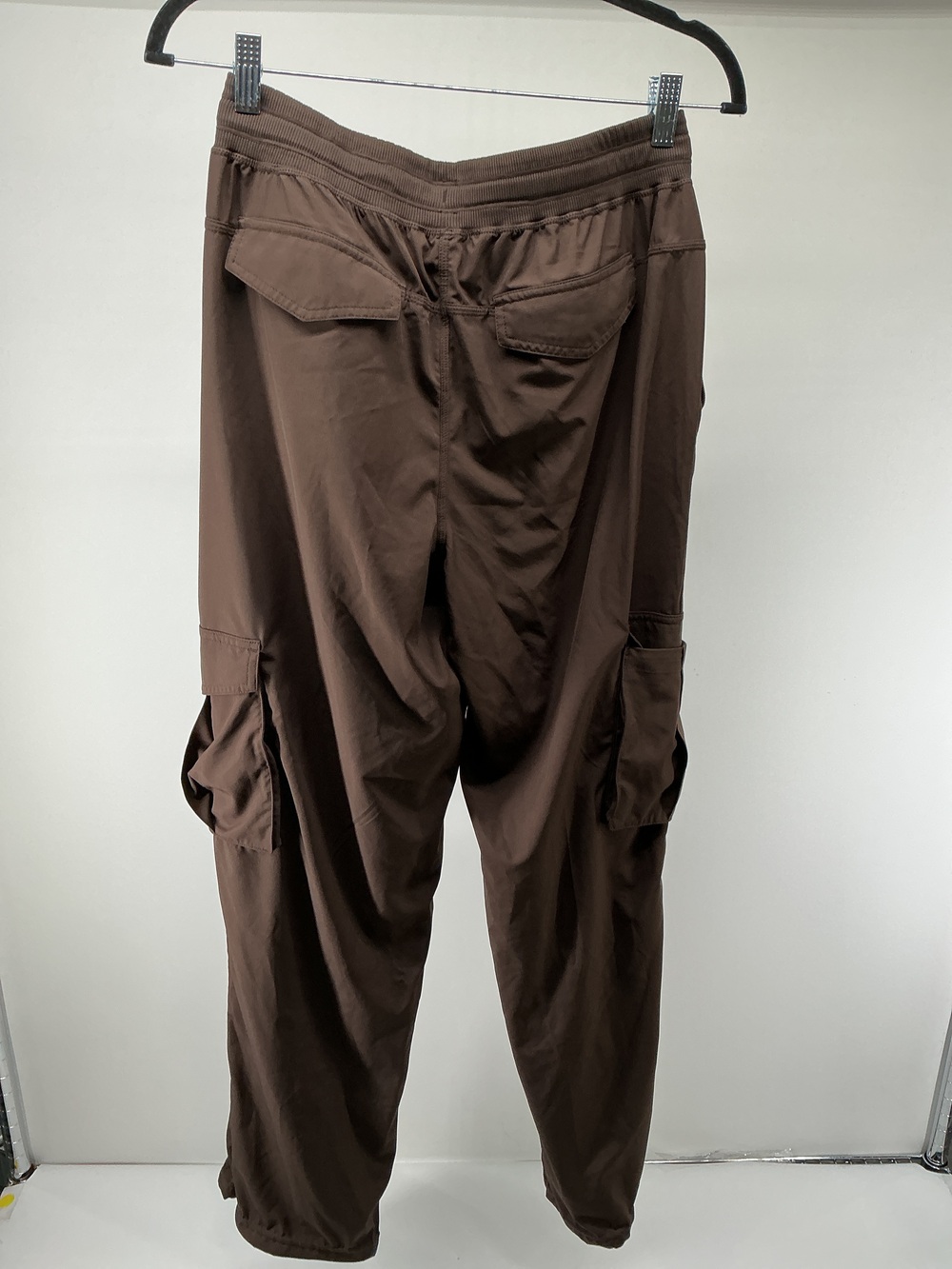 Performance Tech Cargo Mid-Rise Pants - Picture 2 of 3